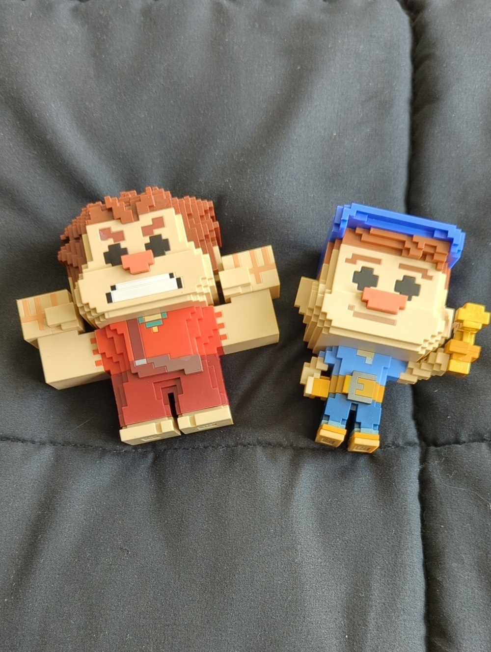 Funko Pop 8-Bit Wreck It Ralph 30 & Fix-It Felix 31